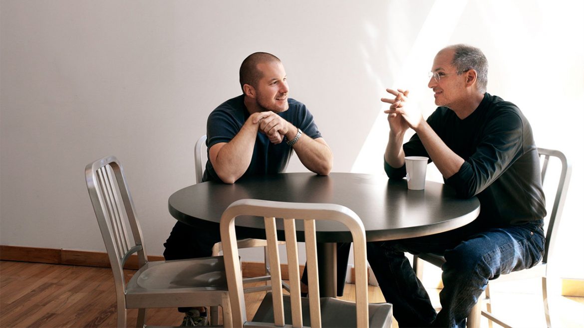 Jony Ive pensa ancora a Steve Jobs, ogni giorno