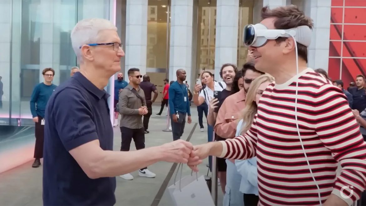 Tim Cook parla di Apple Intelligence e iPhone 16 in una nuova intervista