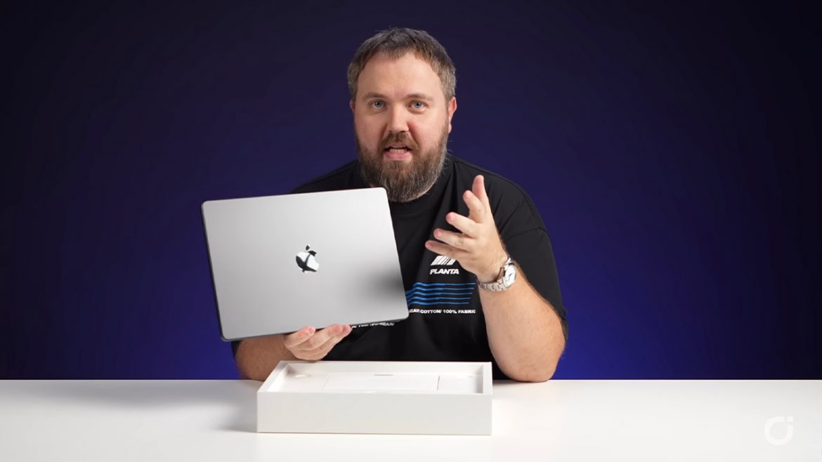 Spunta il video Unboxing di un nuovo MacBook Pro M4 non ancora annunciato da Apple: sarà vero o falso?