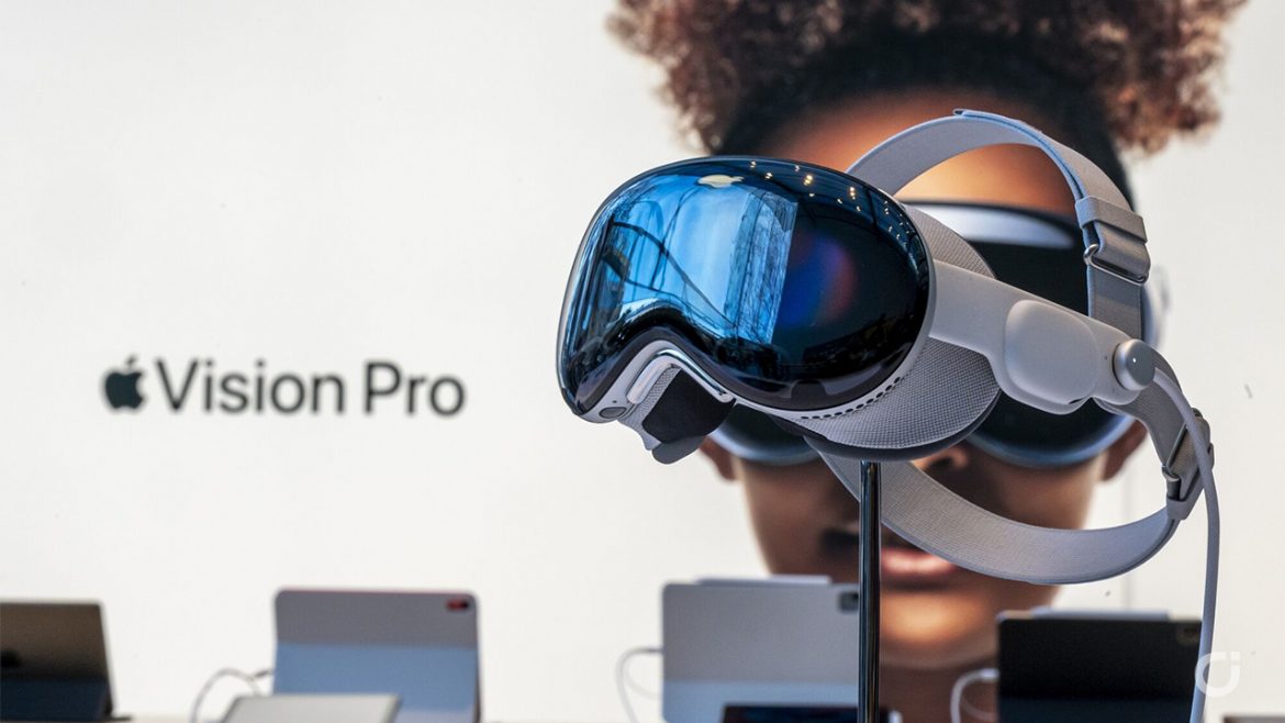 Apple Vision Pro con chip M5 in arrivo nel 2025