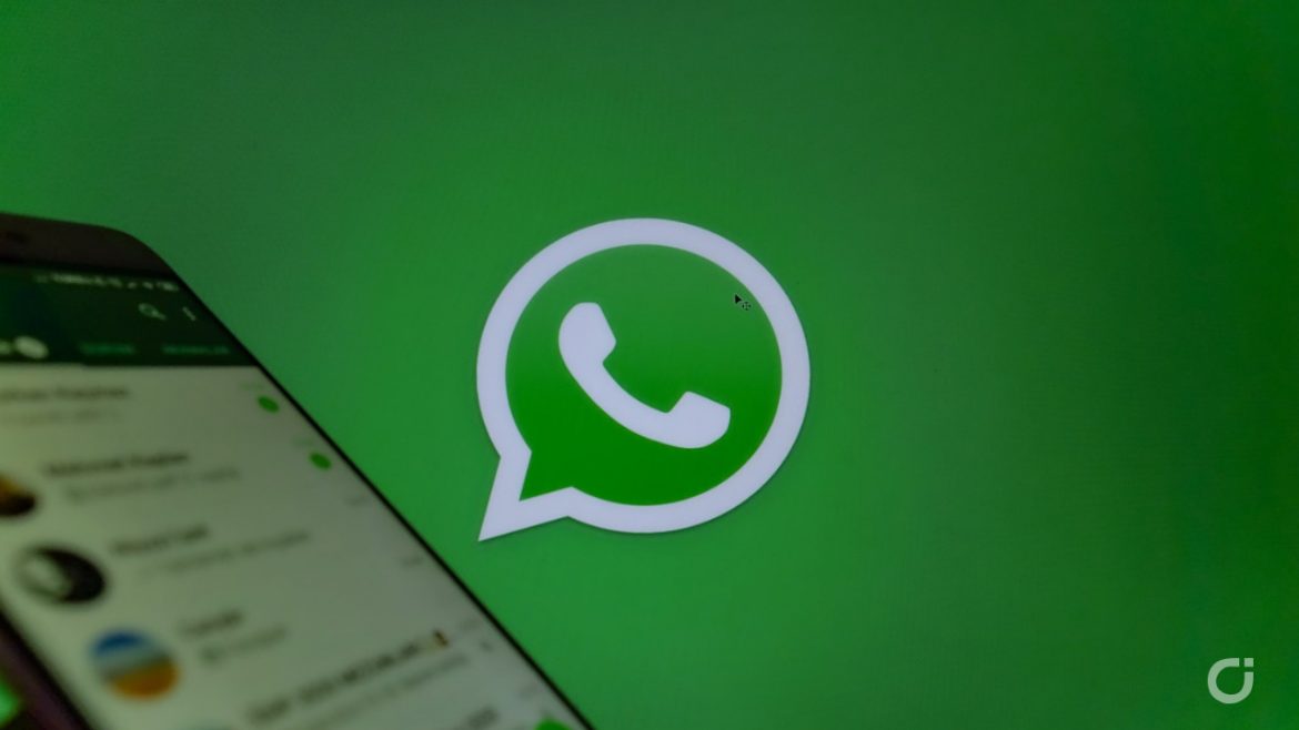 WhatsApp velocizza l’invio di foto e video con il nuovo pulsante “Galleria”