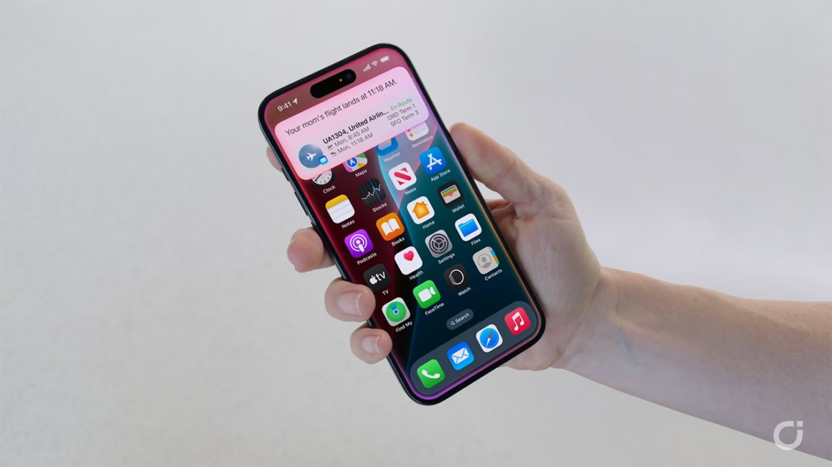 Ancora problemi, il grande aggiornamento per Siri arriverà con iOS 18.5